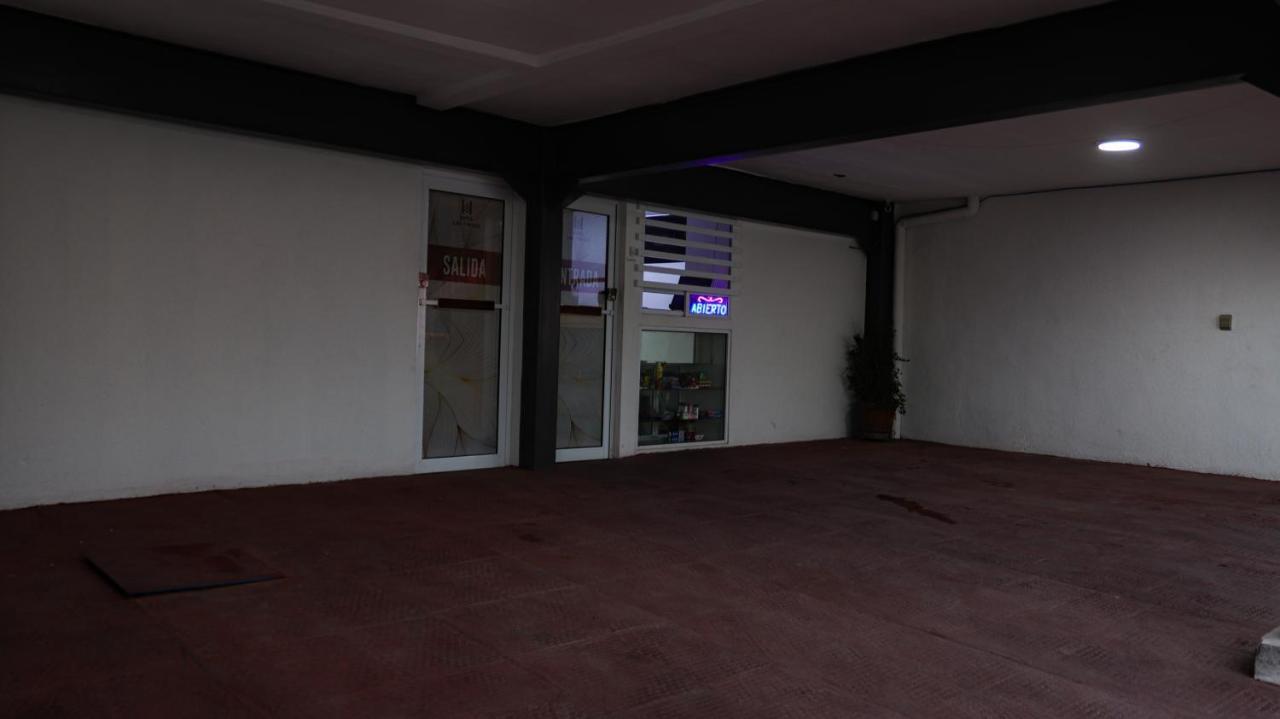 OYO Hotel Las Torres Tehuacán Exterior foto